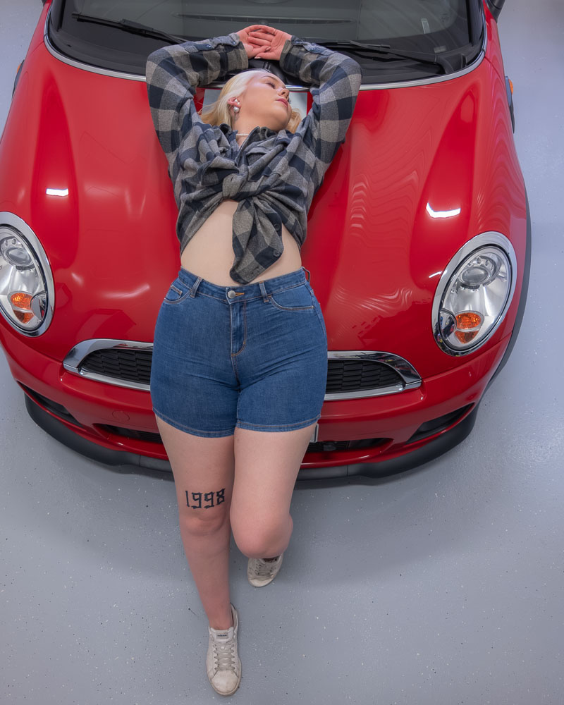 Tfp oulu autotalli nainen garagegirl