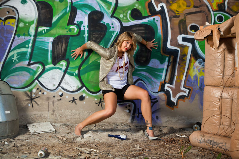 Tfp oulu nainen sohva